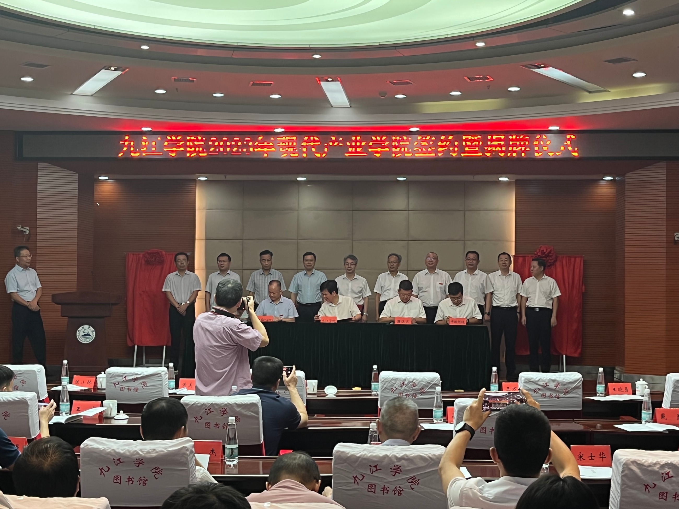 杭州亞運(yùn)會官方靈芝產(chǎn)品供應(yīng)商|杭州亞運(yùn)會官方供應(yīng)商|中國靈芝十大品牌|仙客來靈芝|仙客來靈芝破壁孢子粉|仙客來孢子油|仙客來靈芝飲片|仙客來破壁孢子粉|靈芝孢子油|孢子粉|靈芝破壁孢子粉|靈芝|中華老字號