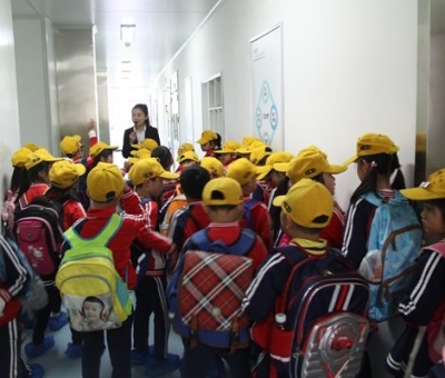 800余名師生、家長(zhǎng)在仙客來(lái)開(kāi)展社會(huì)實(shí)踐活動(dòng)