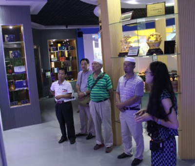 伊斯蘭教協(xié)會海光生會長一行蒞臨仙客來調(diào)研清真食品