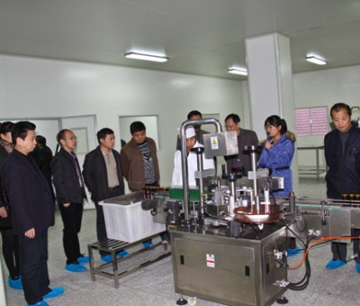 江西省工信委考察團蒞臨仙客來考察戰(zhàn)略性新興產(chǎn)業(yè)