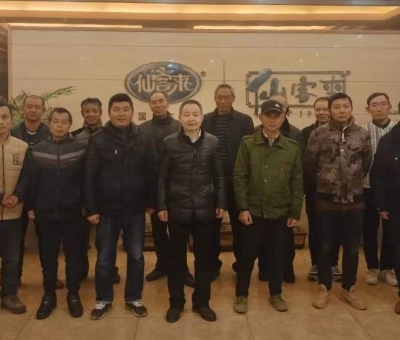 質(zhì)量在手中  安全在心中|新年伊始  享受國務(wù)院特殊津貼專家、潘新華董事長情暖工地建設(shè)者