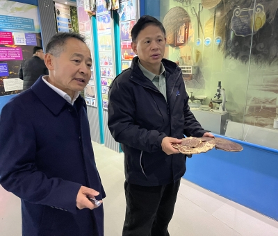 市委常委、九江軍分區(qū)政委余文生等蒞臨仙客來公司指導