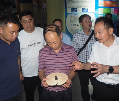 云南省賓川縣考察組蒞臨仙客來參觀考察